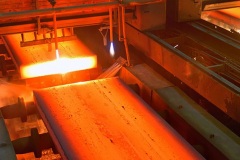 Gas cutting of the hot metal